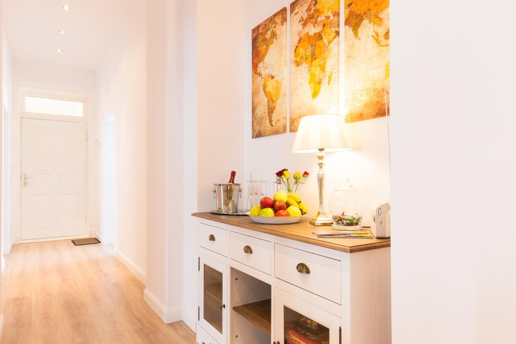 Fritz By Rockchair Apartments L Superhost Status L 3 Bedrooms Boxspringbeds 2 Bathrooms 2 Kitchen - Cozy Family & Business Flair Welcomes You! Берлин Екстериор снимка