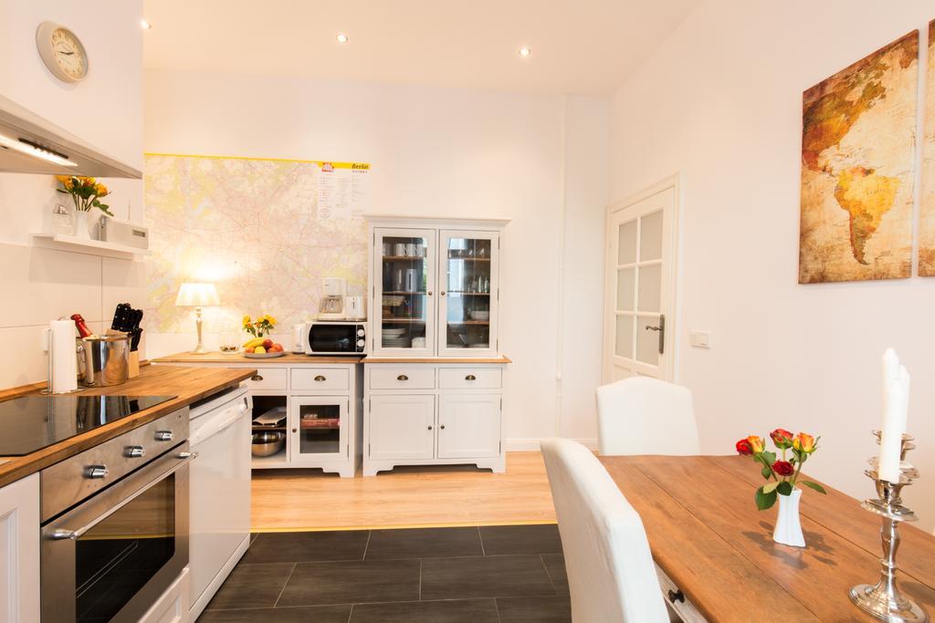 Fritz By Rockchair Apartments L Superhost Status L 3 Bedrooms Boxspringbeds 2 Bathrooms 2 Kitchen - Cozy Family & Business Flair Welcomes You! Берлин Екстериор снимка