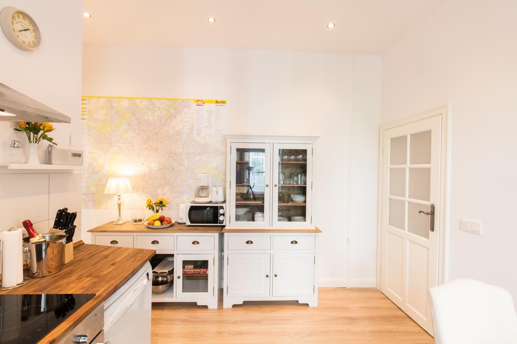 Fritz By Rockchair Apartments L Superhost Status L 3 Bedrooms Boxspringbeds 2 Bathrooms 2 Kitchen - Cozy Family & Business Flair Welcomes You! Берлин Екстериор снимка