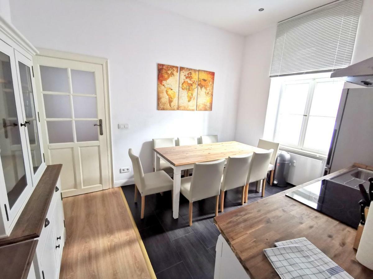 Fritz By Rockchair Apartments L Superhost Status L 3 Bedrooms Boxspringbeds 2 Bathrooms 2 Kitchen - Cozy Family & Business Flair Welcomes You! Берлин Екстериор снимка